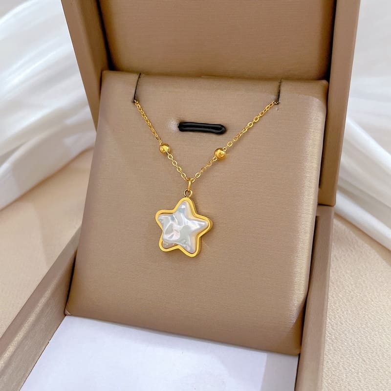 Breezy Afternoon - 18K Gold Plated Necklace