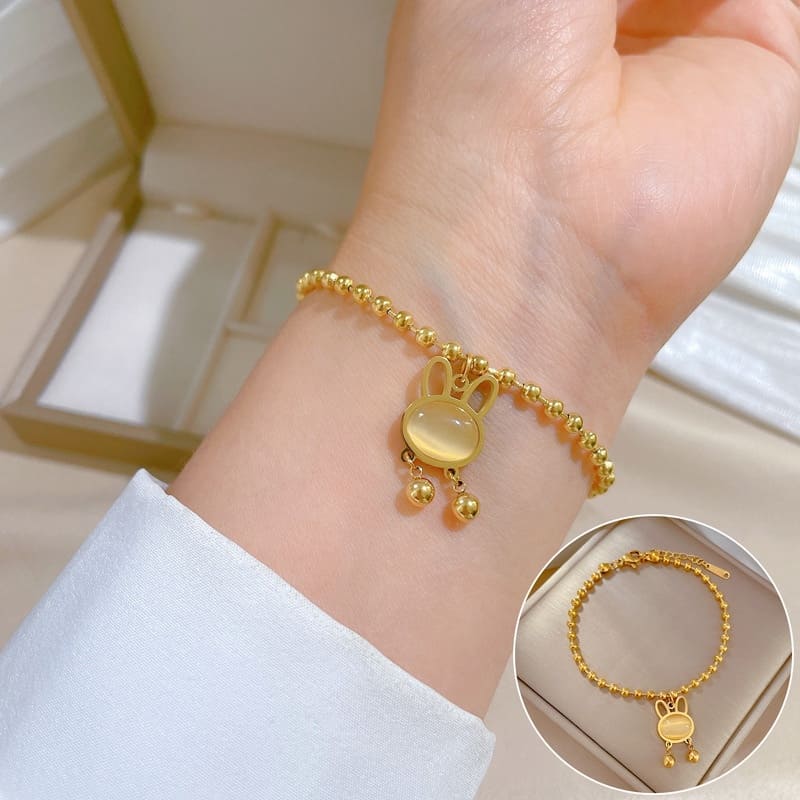 Gracious Flow - 18K Gold Plated Bracelet