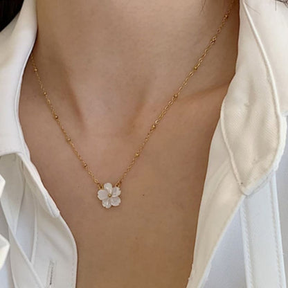 Love is Blooming - 18K Gold Plated Necklace