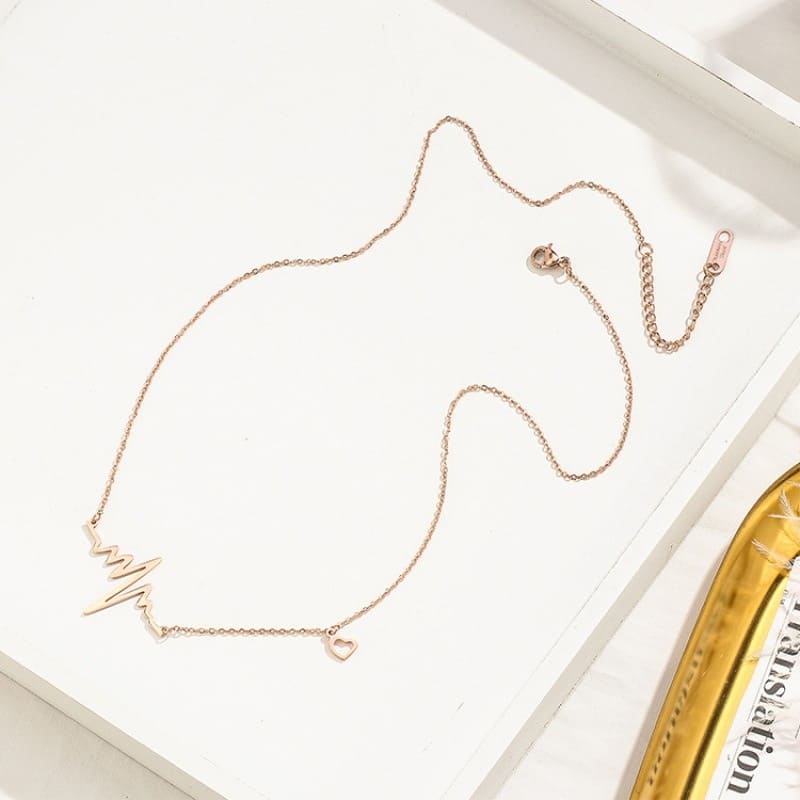 Effortless Grace - 18K Gold Plated Necklace