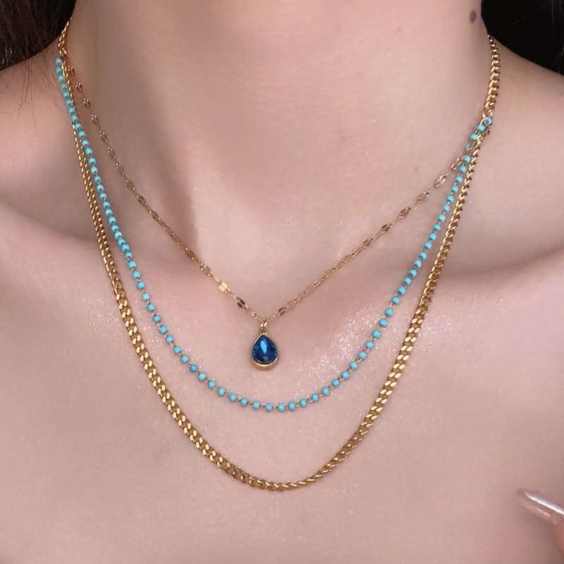 Floating Blossoms - 18K Gold Plated Necklace